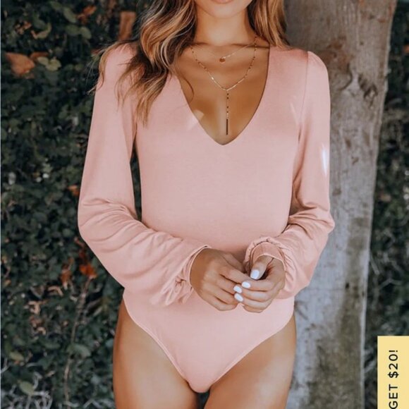 Lulus Tops - Lulus Kaylene Blush V-Neck Bodysuit w/Long Balloon Sleeves in Stretch Jersey
